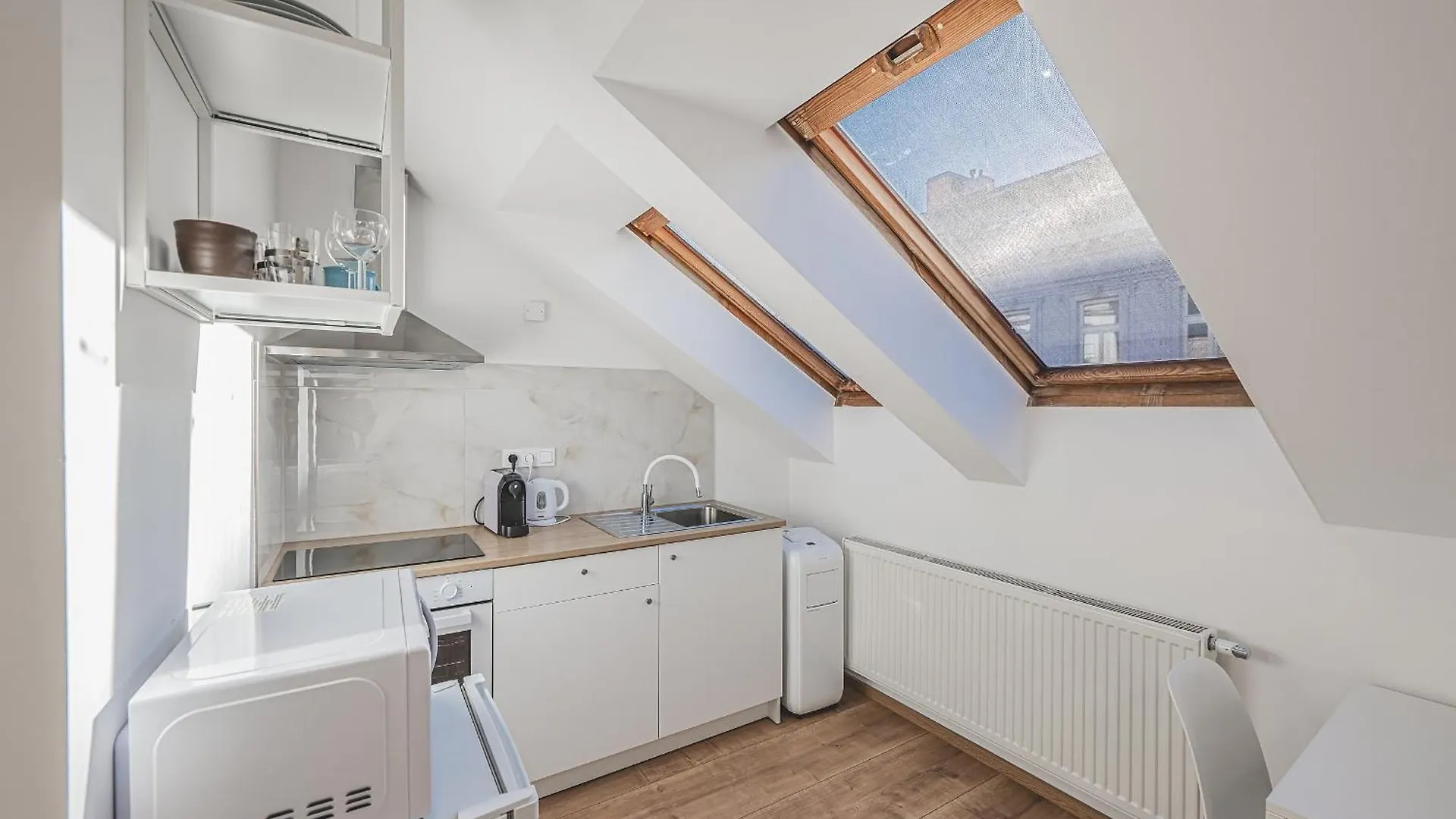 Flat Near Prague Castle Stylish & Prime Location 4 Apartment