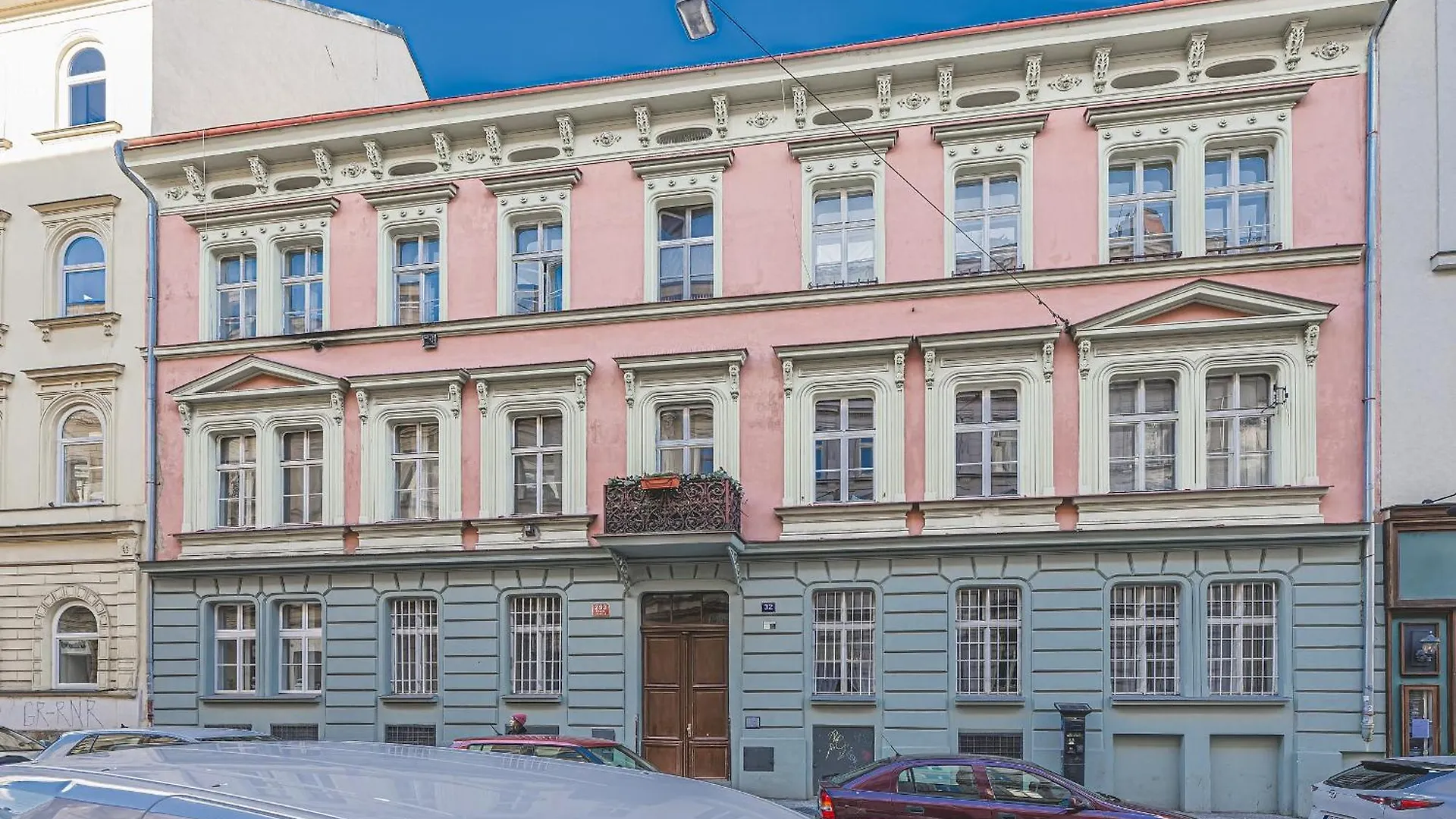 Ferienwohnung Flat Near Prague Castle Stylish & Prime Location 4 0*,
